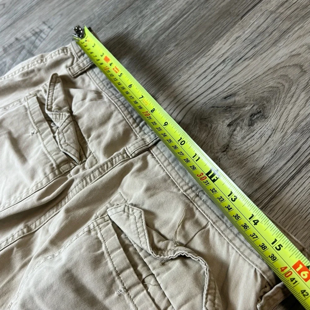St. John's Bay Cargo Shorts Mens 32 Khaki Tan Cotton Utility Relaxed Hiking